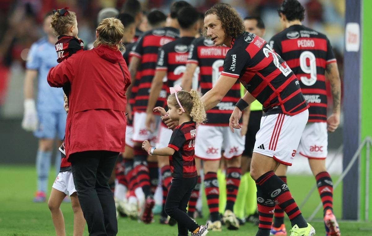 米兰体育下载-足球赛场上的精彩对决,观众们欣喜若狂的简单介绍