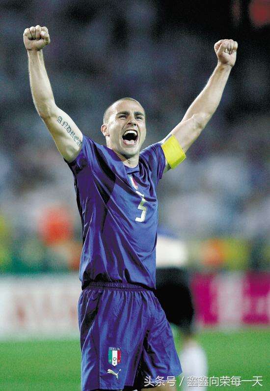 米兰体育官网app-包含圣马力诺足球先生再次当选国家队队长的词条
