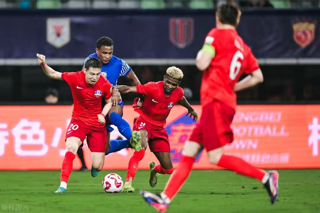 米兰体育网站入口-上海申花客场战平深圳佳兆业，遭遇不胜的简单介绍